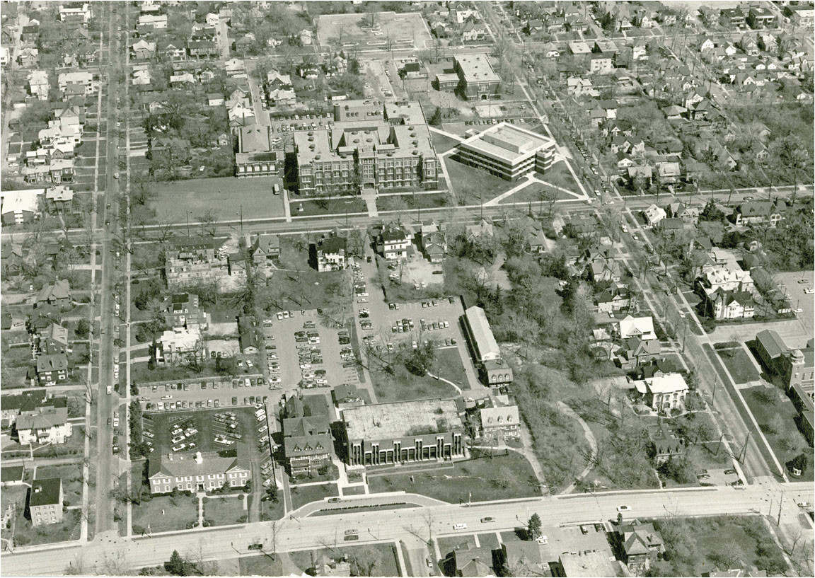 davenport college aerial view history grand rapids