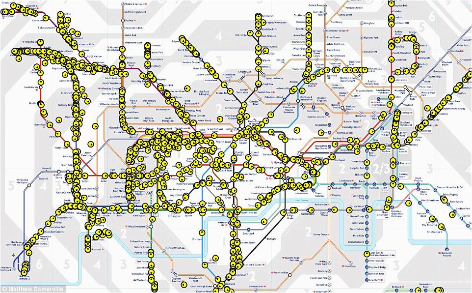 tube map that shows london underground trains moving in real time