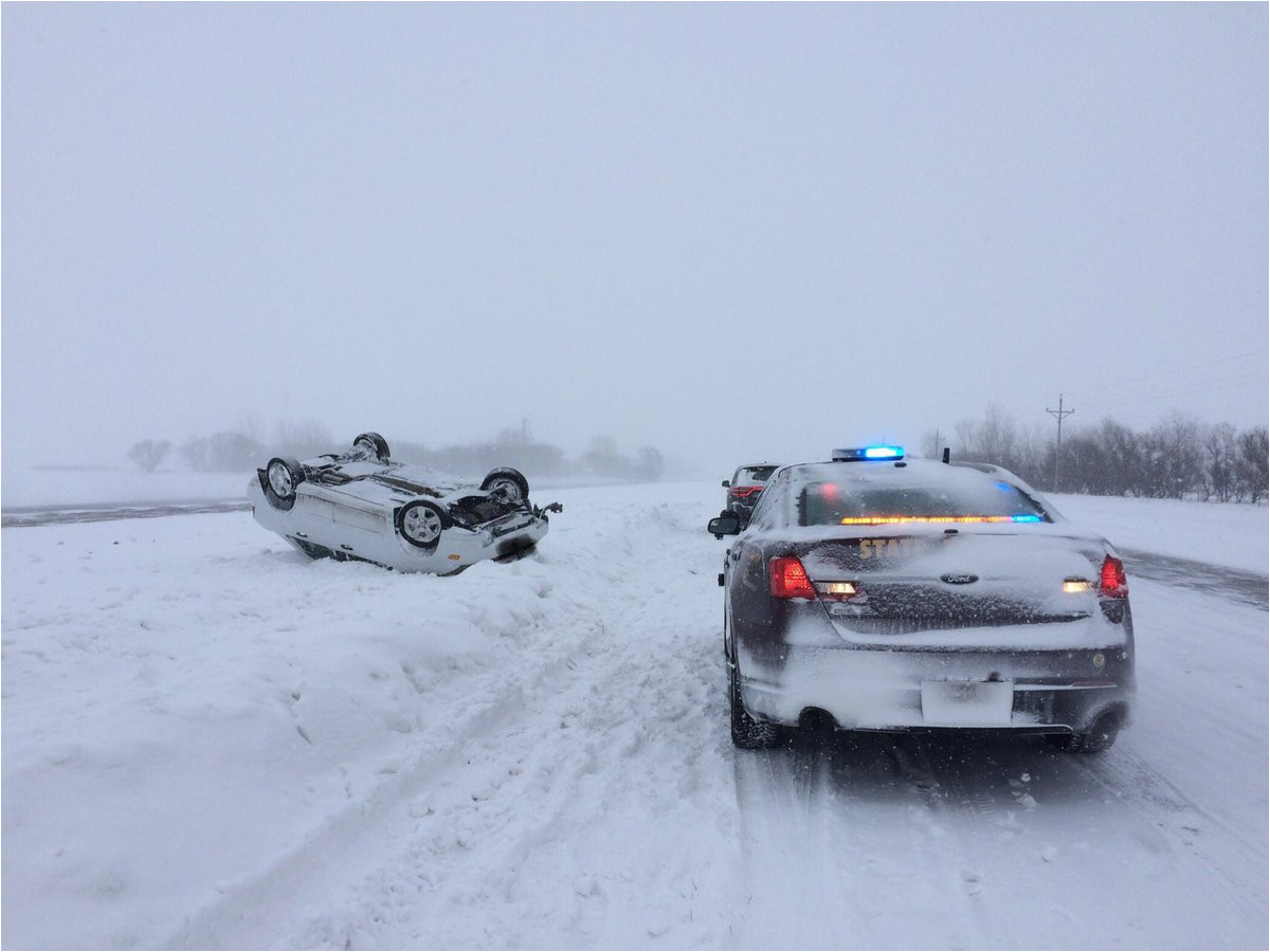 live accidents unfold amid robust snow ice storm over 2 000