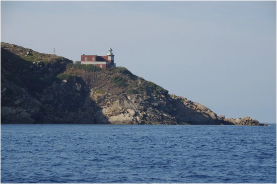 leuchturm auf der insel gilio picture of isola del giglio