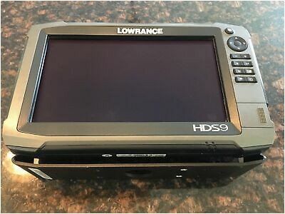 fishfinders lowrance gps