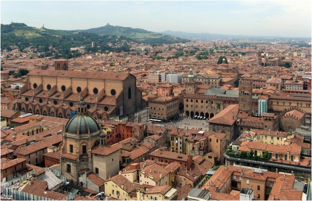 top 10 things to do on your first time visit to bologna bologna