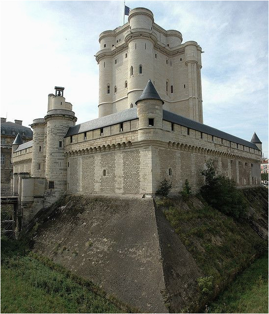 vincennes medieval castle chateau de vincennes in 2019 drawing
