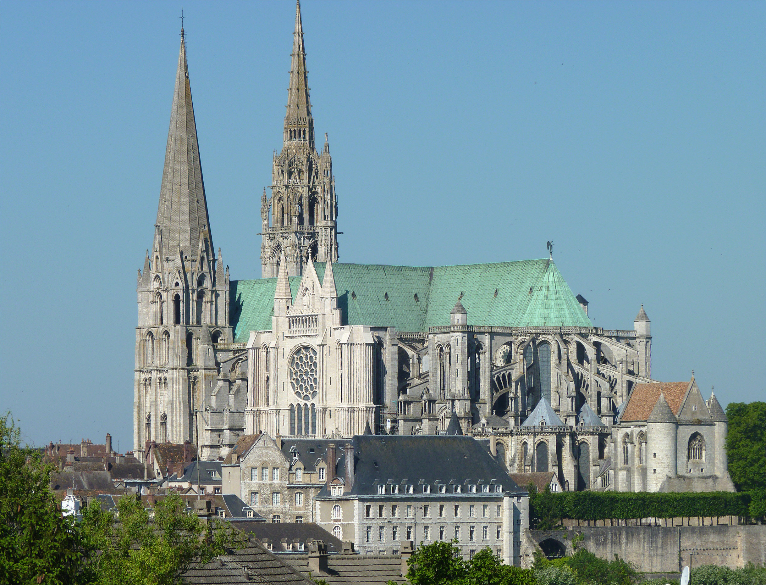 chartres wikipedia