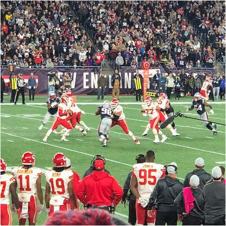 new england patriots playing the kansas city chiefs at gillette