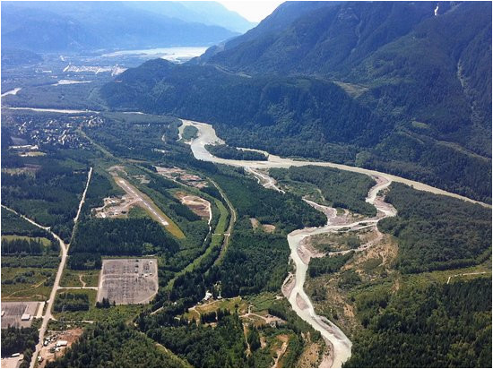 squamish municipal airport picture of glacier air