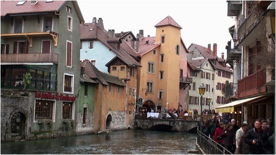 aus der stadt auf den see picture of lac d annecy annecy