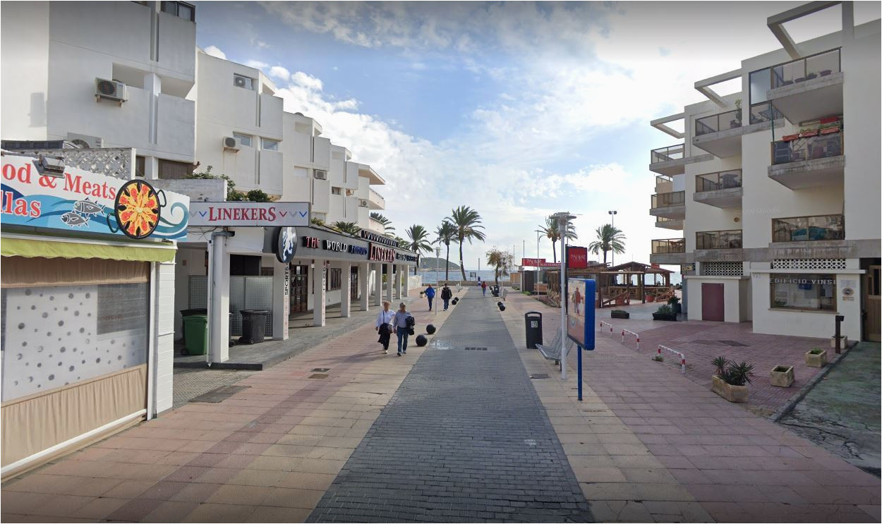 british magaluf tourist 18 stabbed in the stomach with broken